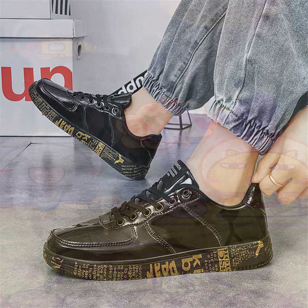 Round Foot Size 45 Sneakers Wh - Travel Accessories Gift Ideas ulasan dan harga