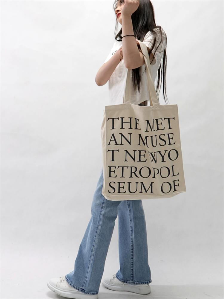 New York Metropolitan Museum o - Travel Accessories New York ulasan dan harga
